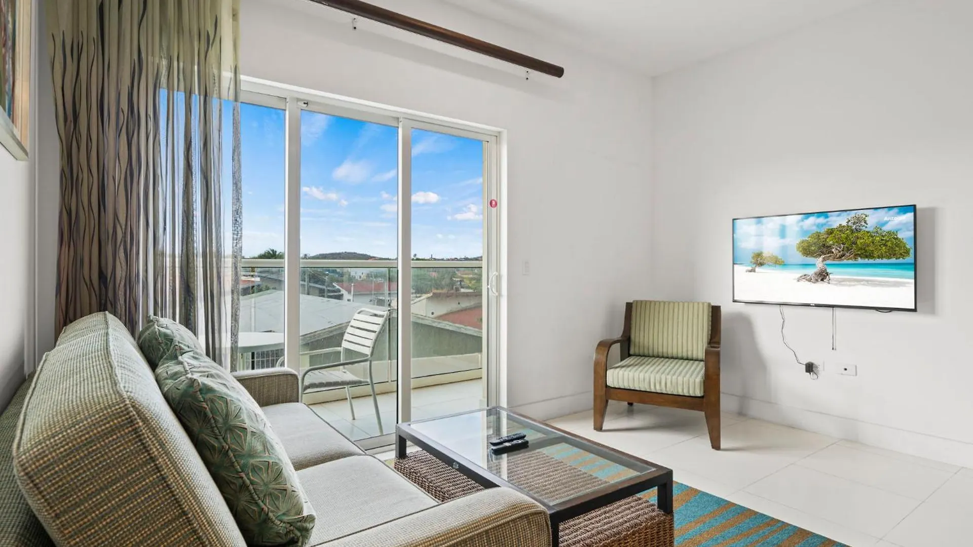 Arubas Life 201 Apartment Noord