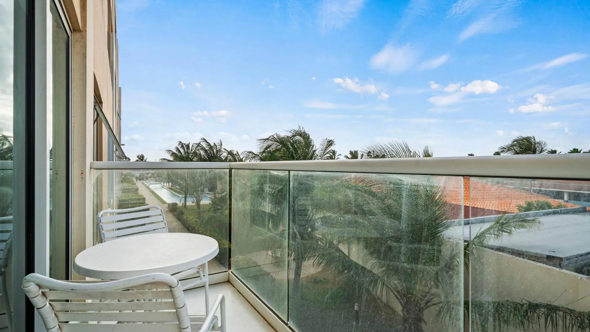 Arubas Life 201 Apartment Noord